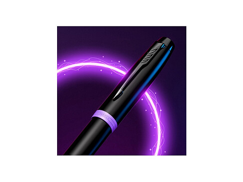 Шариковая ручка Parker IM Vibrant Rings Flame Amethyst Purple, стержень: M blue, в подарочной упаковке.