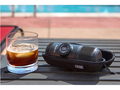 Ручная мини-кофемашина WACACO Nanopresso + кейс для хранения WCCNPHC