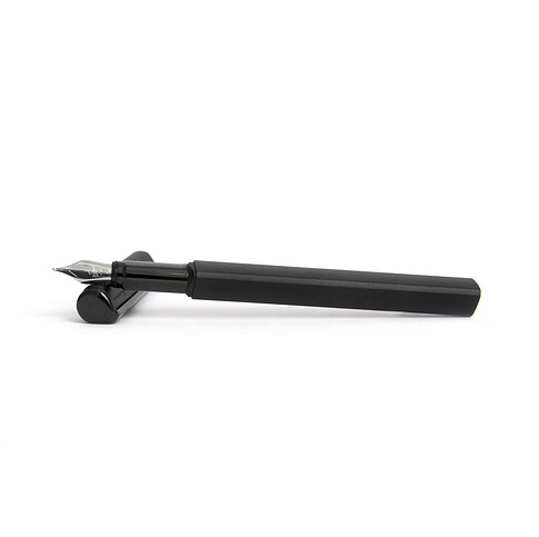 Перьевая ручка PININFARINA PF One BLACK, черный