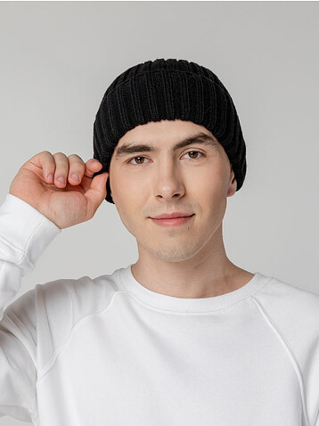 Шапка Uni, черная