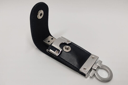 USB флешка Leather 16ГБ черная