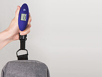 Багажные весы с покрытием soft touch Gravity, синий
