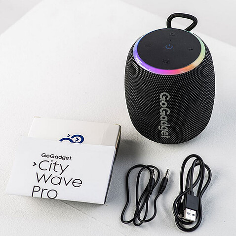 Водонепроницаемая колонка c подсветкой CityWave Pro, черная