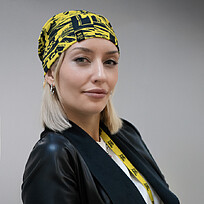 Образец снуд с  сублимационной печатью и жаккардовым логотипом CUSTOM MERCH, 100% полиэстер, 32*25 см, черный, желтый